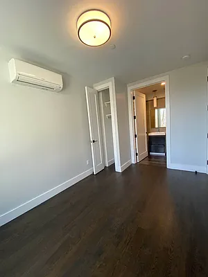 Rented by Lodger Corp | media 12