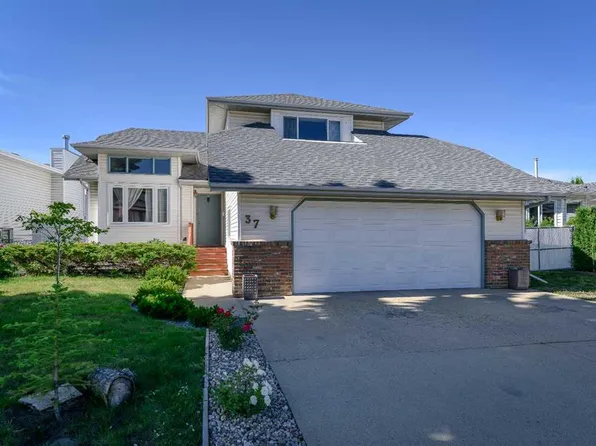 37 S Denovan Cres, Red Deer, AB T4R 2B6