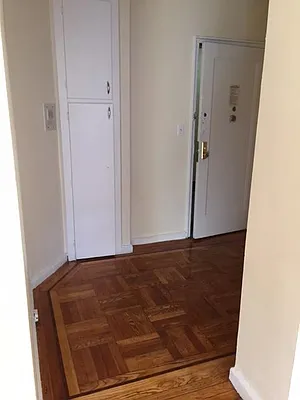 Rented by Roberto Guilbet, LREB | media 24