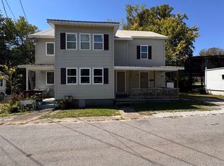 524 27th St W, Huntington, WV 25704