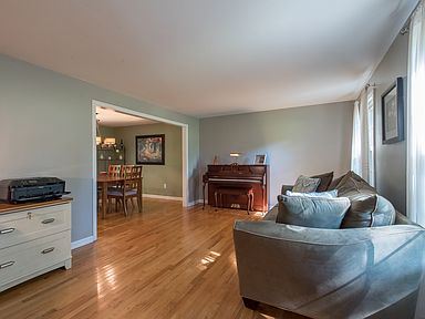 15 Cornfield Ln, Madison, CT 06443 | Zillow