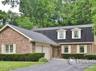 165 Manor Dr, Deerfield, IL 60015