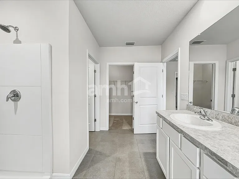 2840 Greenleaf Ter — Photo 8
