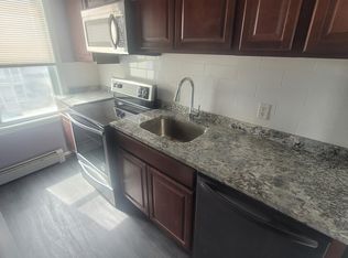 60 Douglas Ave #3F, Providence, RI 02908