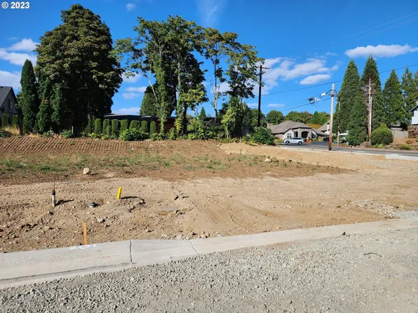 10723 SE 13th Cir, Vancouver, WA 98664