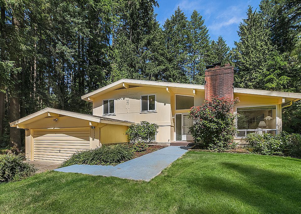 1st image of 19937 NE Woodinville Duvall Rd