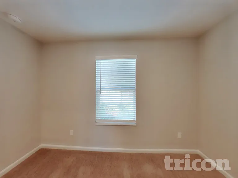 77063 Crosscut Way — Photo 12