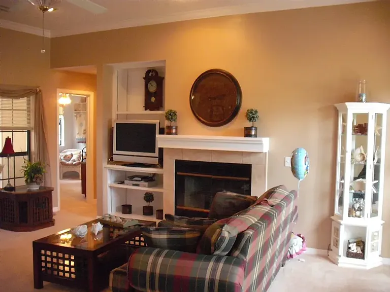 604 Mallory Dr — Photo 23