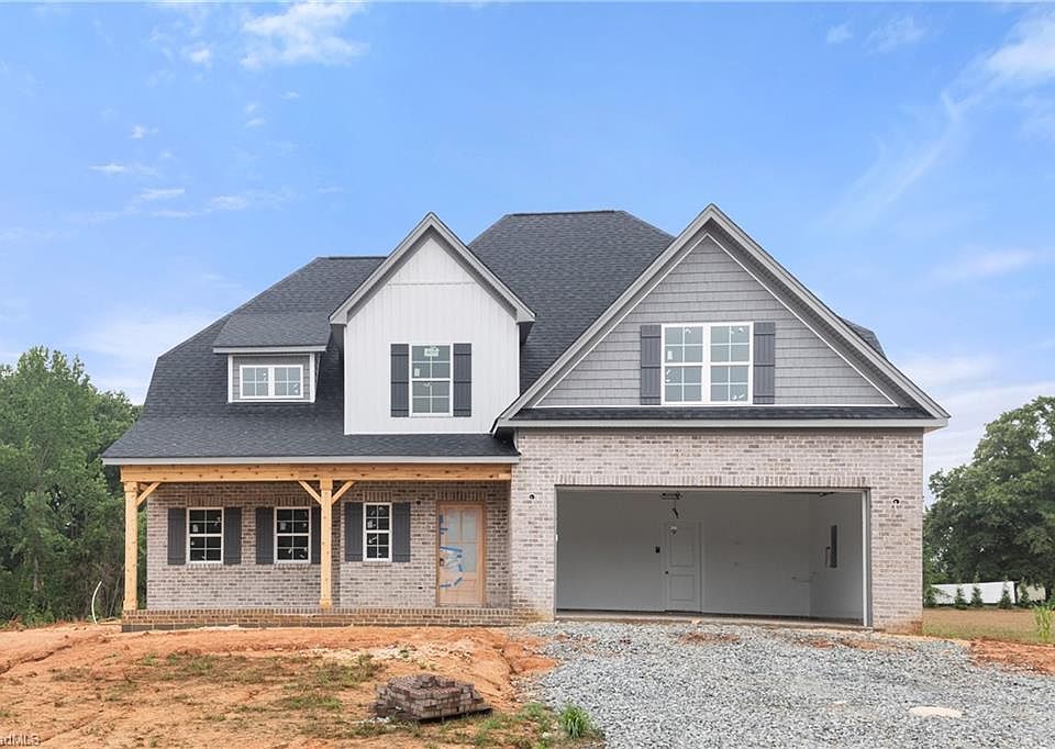 1st image of 154 Canton Dr