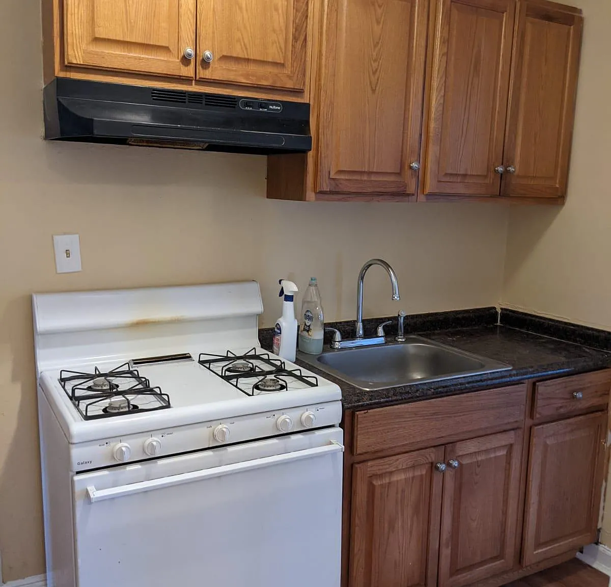 2 bed, 1200 sqft, $1,850 — Photo 2
