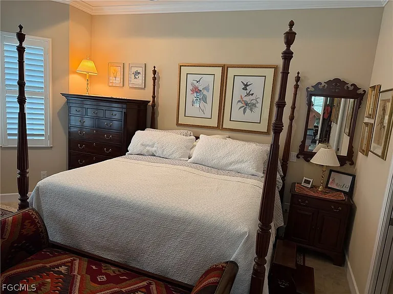 9061 Isla Bella Cir — Photo 12