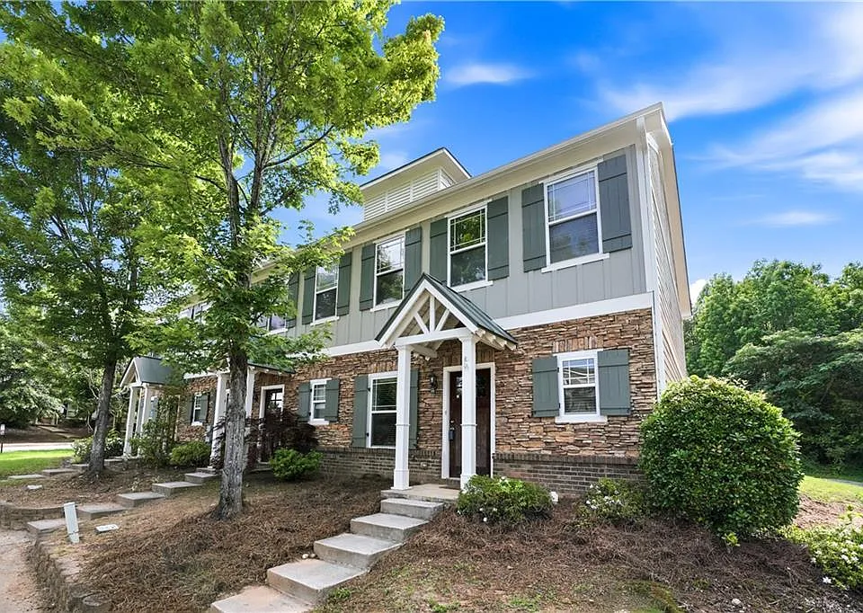 211 Oconee River Cir