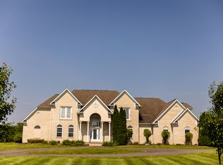 7493 W Lane Rd, McCordsville, IN 46055