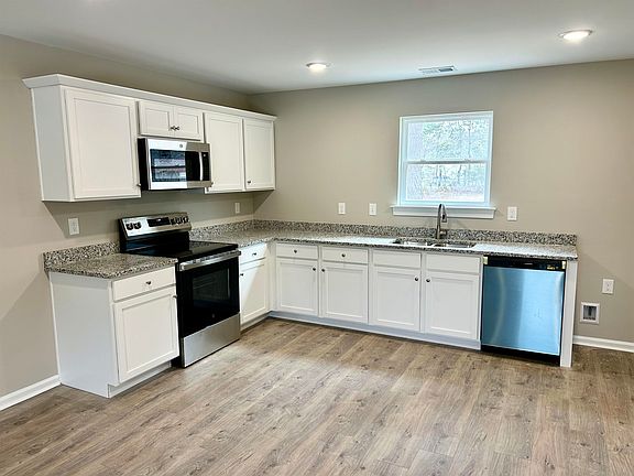 3rd image of 210 Nu-Shell St