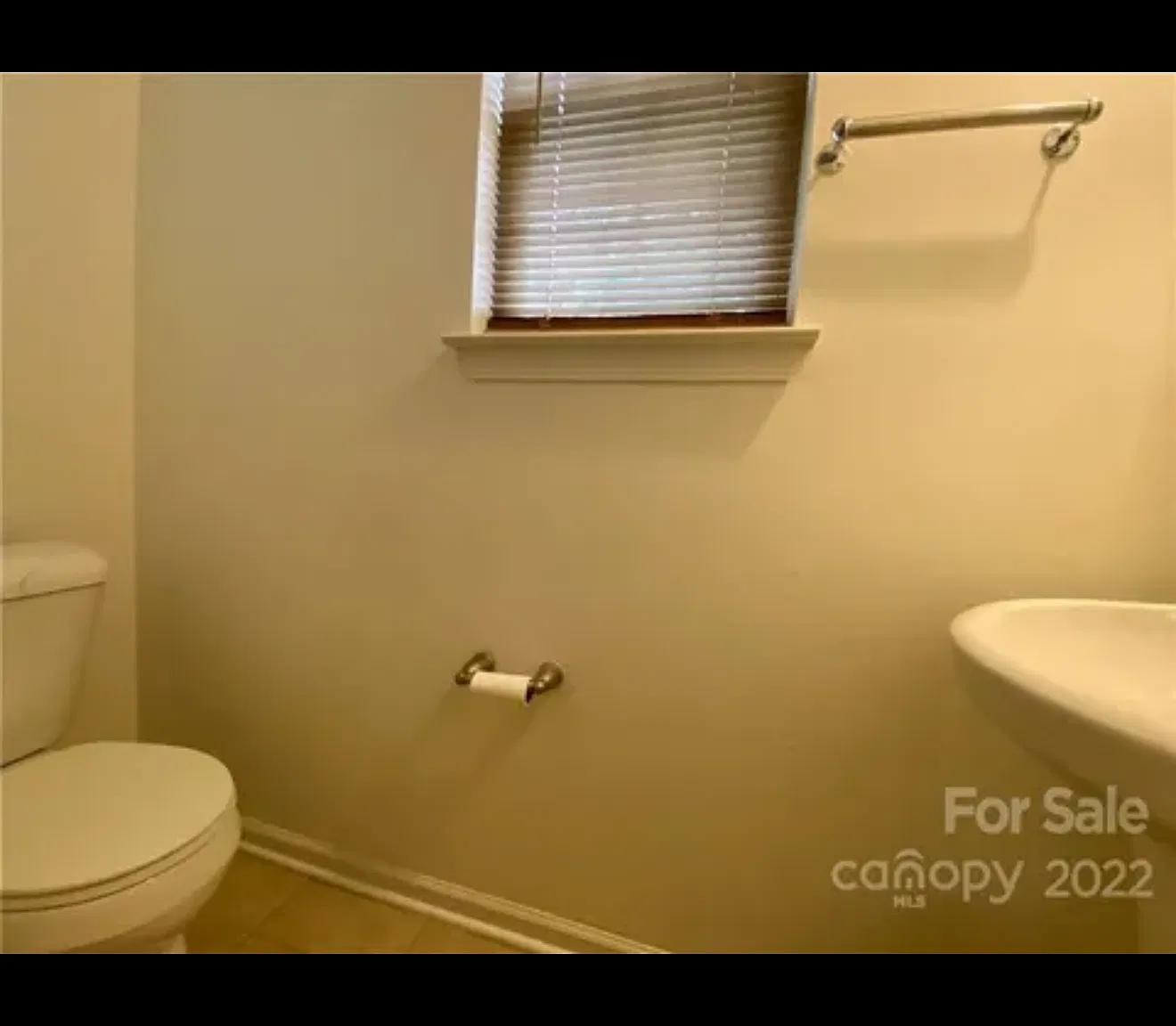 3 bed, 2.5 bath, 1440 sqft, $2,100 — Photo 4