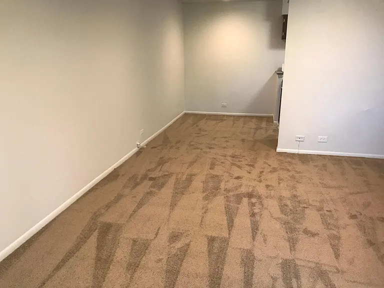 1475 Rebecca Dr — Photo 2