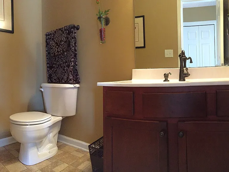 104 Runnymeade Dr — Photo 9