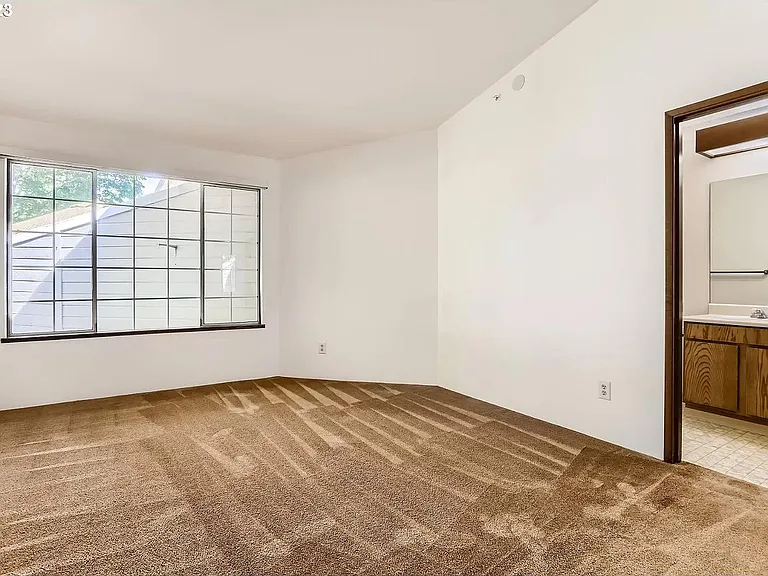 13775 SW Scholls Ferry Rd #310 — Photo 10
