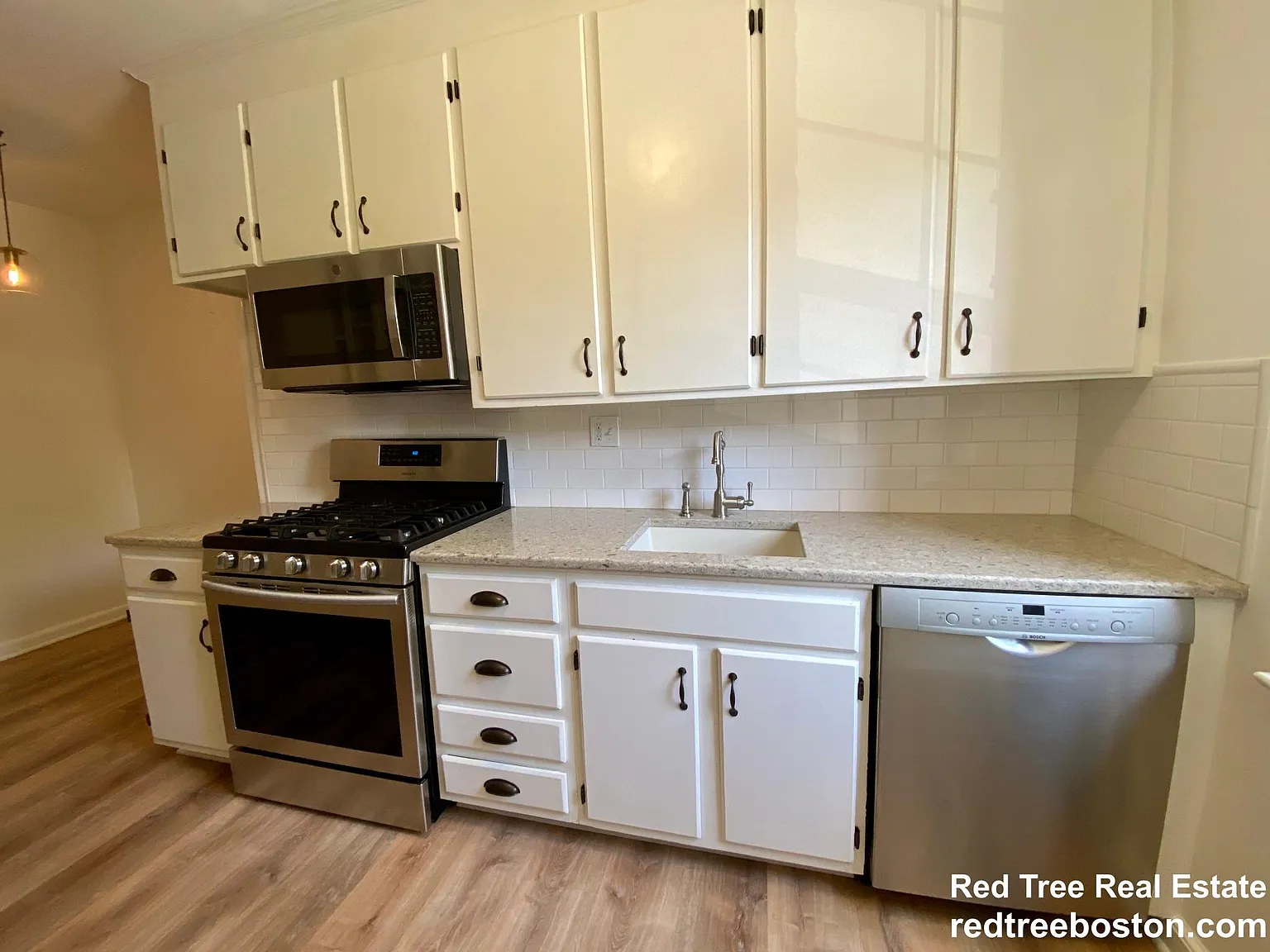 1 bed, 761 sqft, $2,800 — Photo 2
