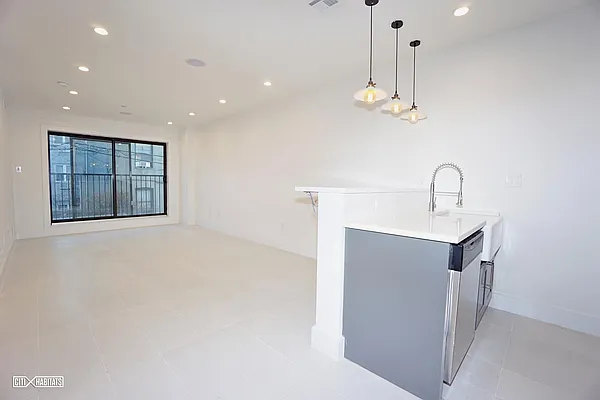Rented by Citi Habitats | media 18