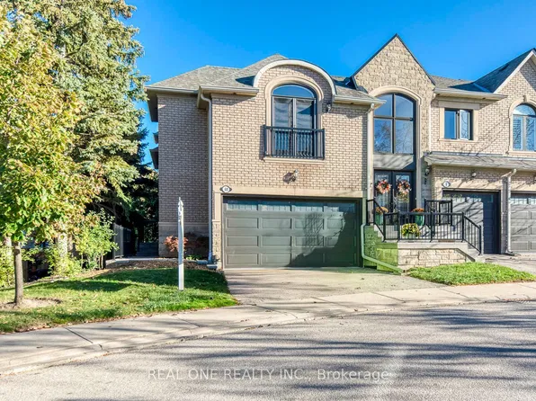 2250 Rockingham Dr #68, Oakville, ON L6H 6J3
