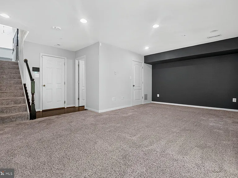 728 Millhouse Dr — Photo 23