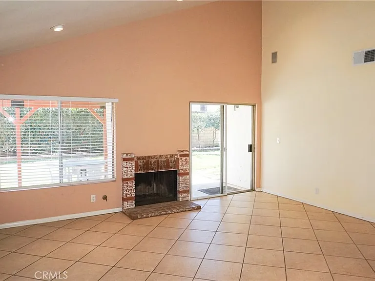 21848 Dupont St — Photo 6