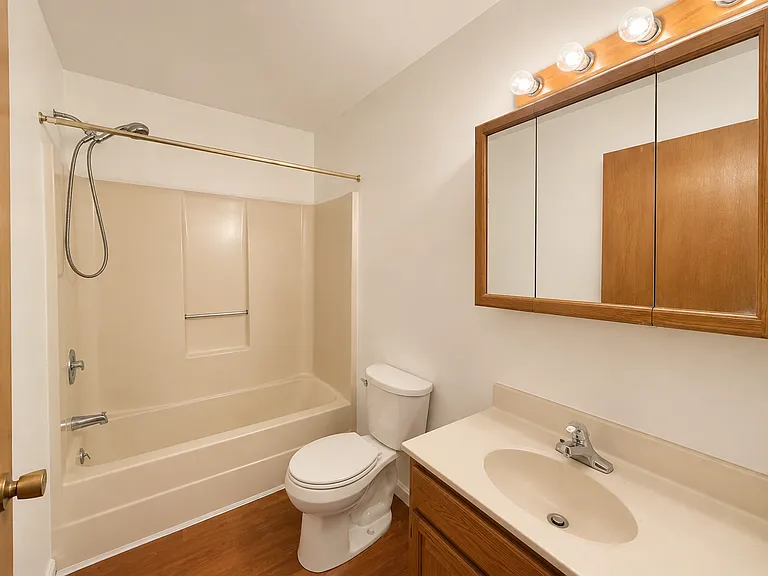 1188 Kenmore Ave #1 — Photo 4