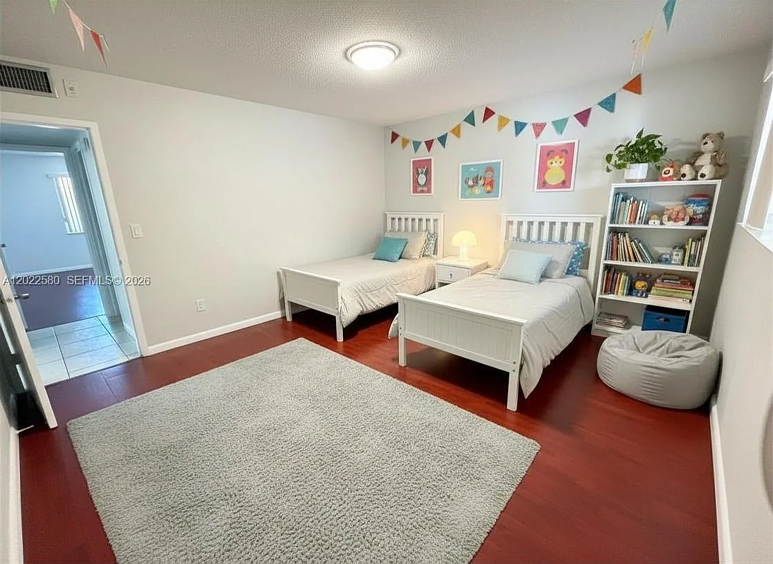 Building Photo - 9970 SW 88th St #9149