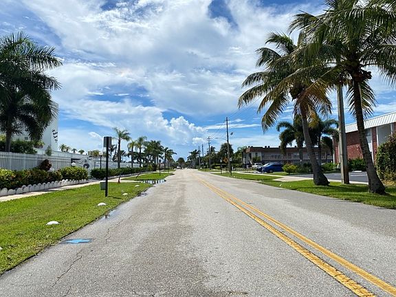 5th image of 414 Lake Shore Dr