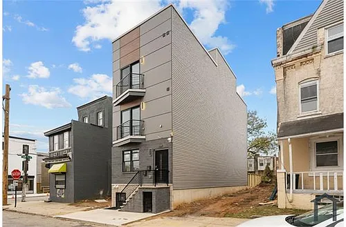 3904 Brown St #1 Photo 1