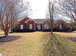 705 Brookdale Dr, Greer, SC 29651