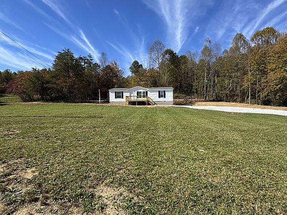 3rd image of 2066 Anderson Rd