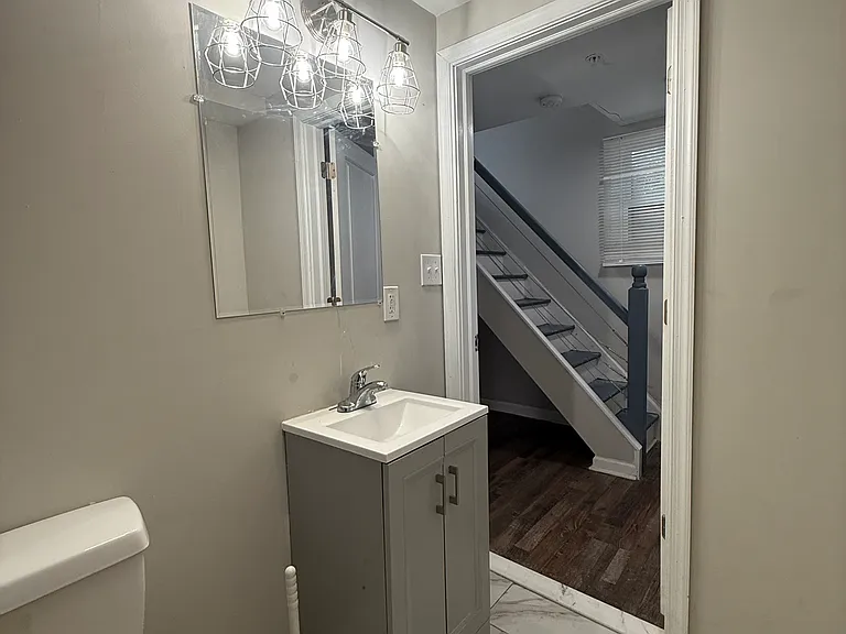 537 N 64th St #2 — Photo 15