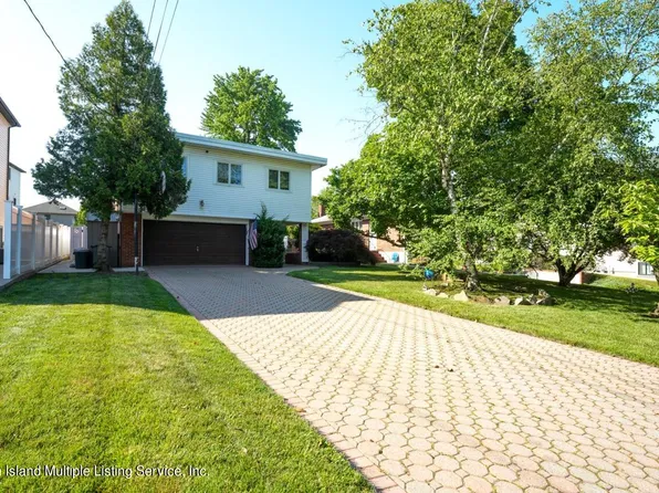 83 Finlay Ave, Staten Island, NY 10309