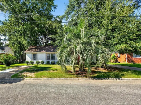 3452 Plaza Ln, North Charleston, SC 29420