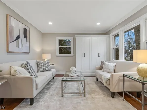 88 Pleasant Ave, Fanwood Boro, NJ 07023