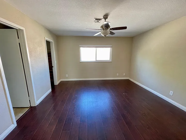 668 Otono Dr — Photo 17