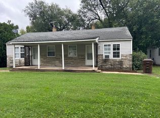 848-850 S Crestway St #2, Wichita, KS 67208
