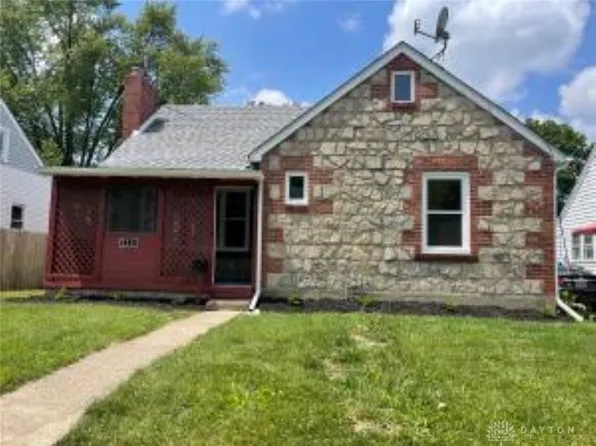 2211 Ontario Ave, Springfield, OH 45505