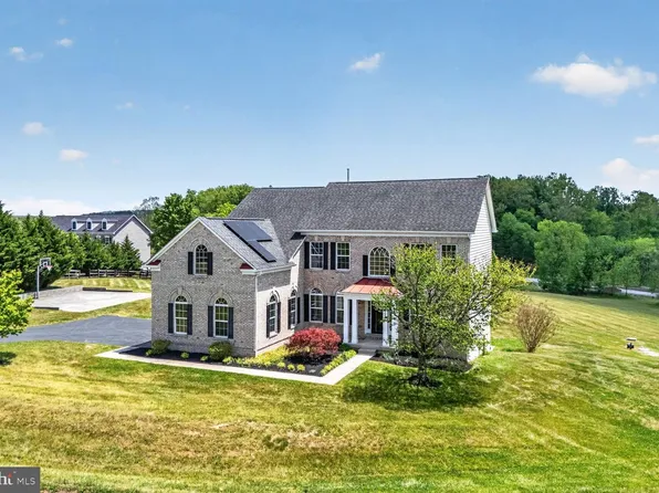 16546 Lance Trail Ct, Hamilton, VA 20158