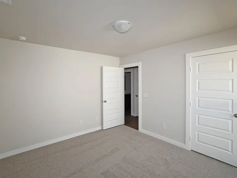 3003 Swenson St — Photo 19