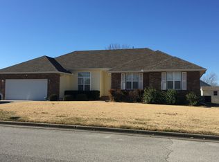 2503 Stephen St, Carthage, MO 64836