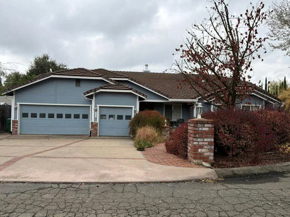 1025 Oak Crest Ct, Placerville, CA 95667