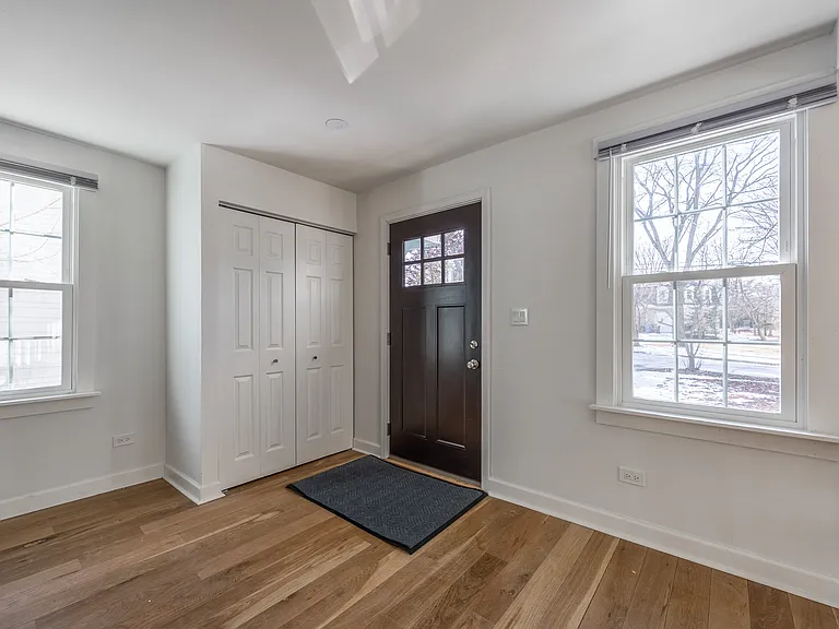 943 Pleasant Ave — Photo 32
