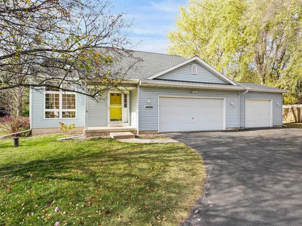 2802 Brooks Ridge Drive, Sun Prairie, WI 53590