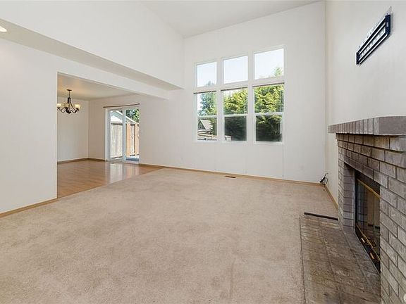 2nd image of 2715 99th Ave NE #B