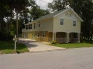 121 5th St, Holly Hill, FL 32117