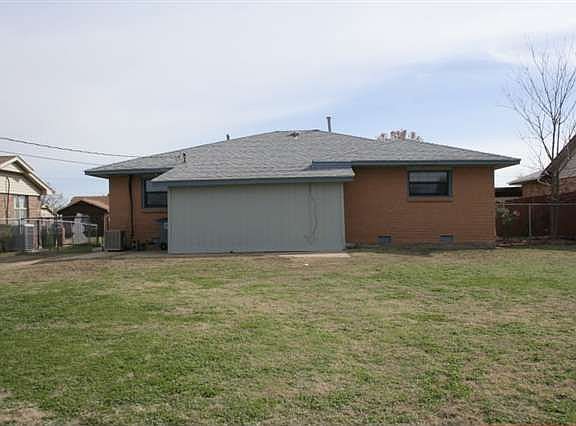 4th image of 25 SW 49th St