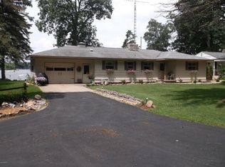 59190 Pine Grove Rd, Colon, MI 49040